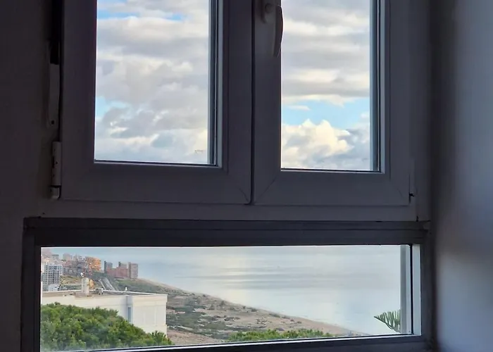 Апартаменты Sea And Mountains
